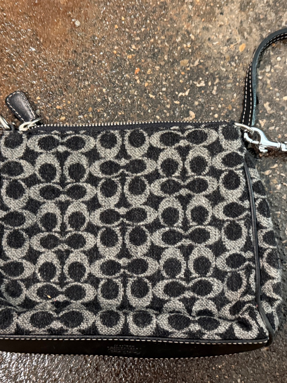 Vintage black and grey Coach baguette